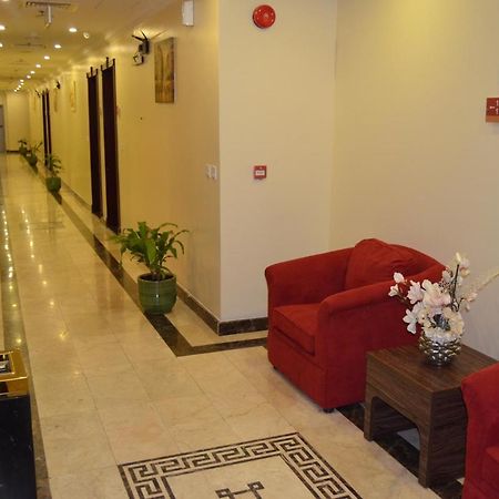 Diamond Suites Nadinah Екстериор снимка
