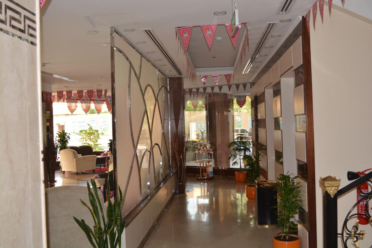 Diamond Suites Nadinah Екстериор снимка