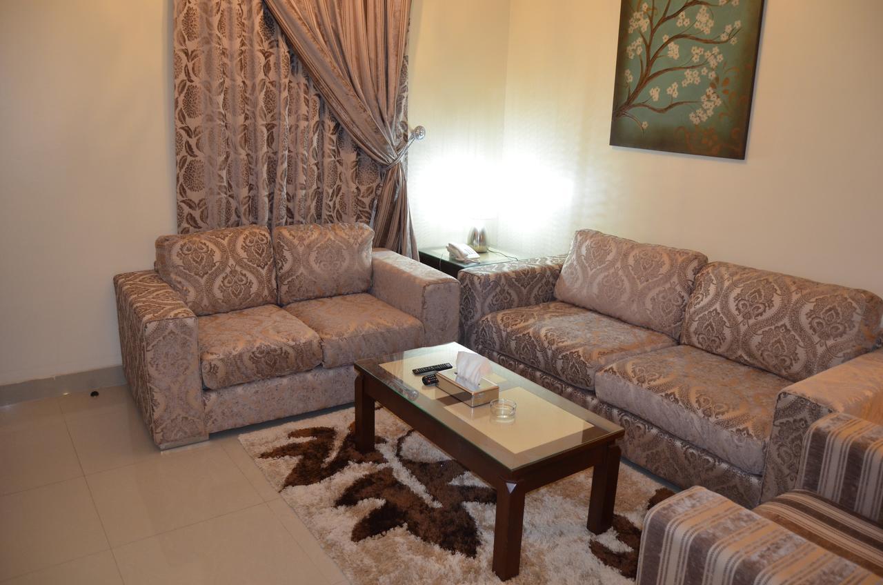 Diamond Suites Nadinah Екстериор снимка