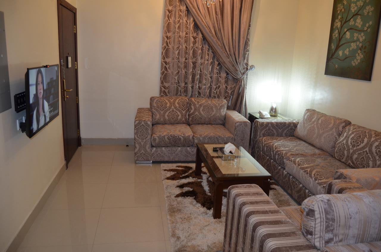 Diamond Suites Nadinah Екстериор снимка