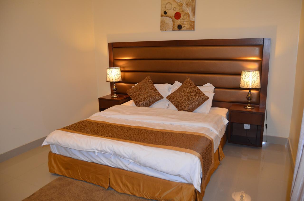 Diamond Suites Nadinah Екстериор снимка