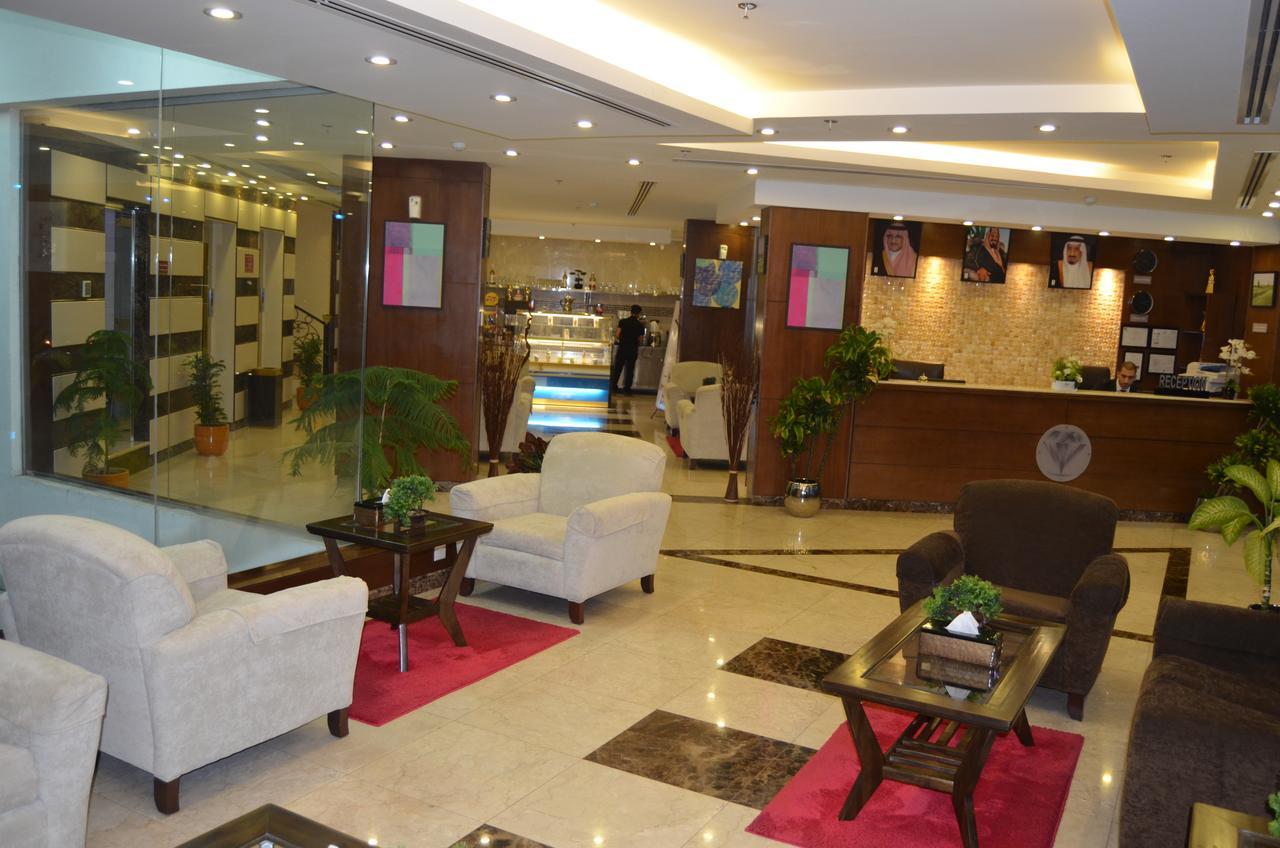 Diamond Suites Nadinah Екстериор снимка