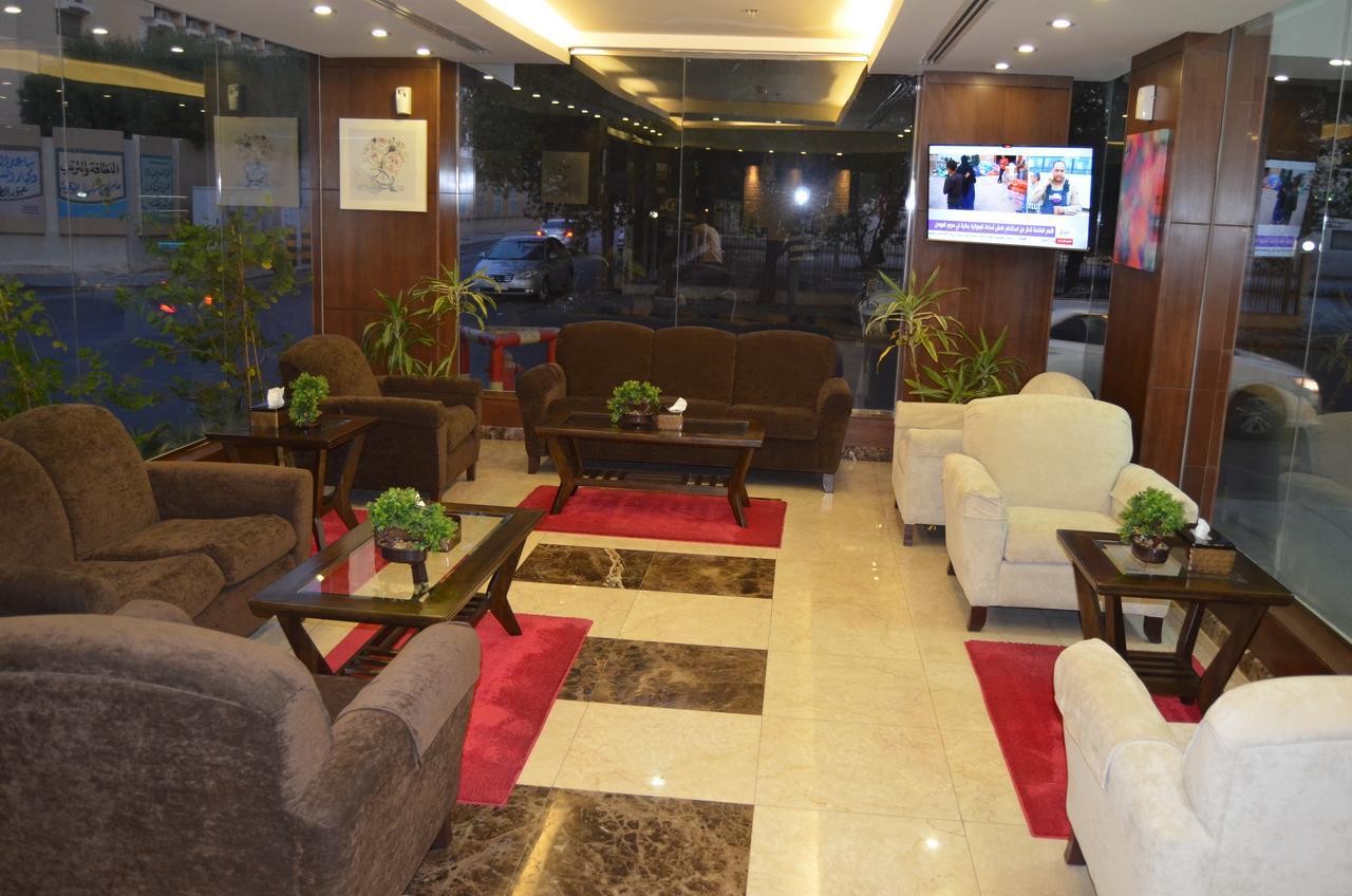 Diamond Suites Nadinah Екстериор снимка