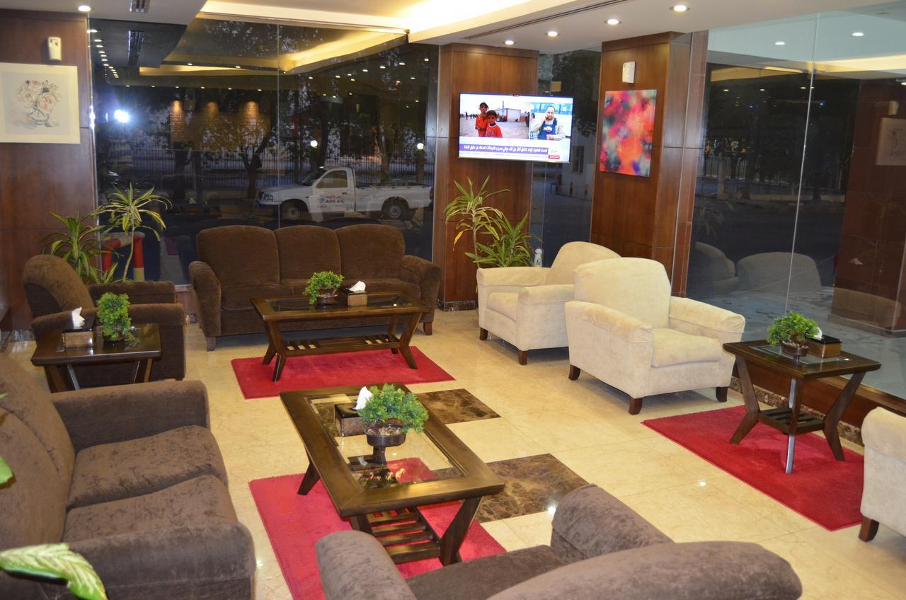 Diamond Suites Nadinah Екстериор снимка