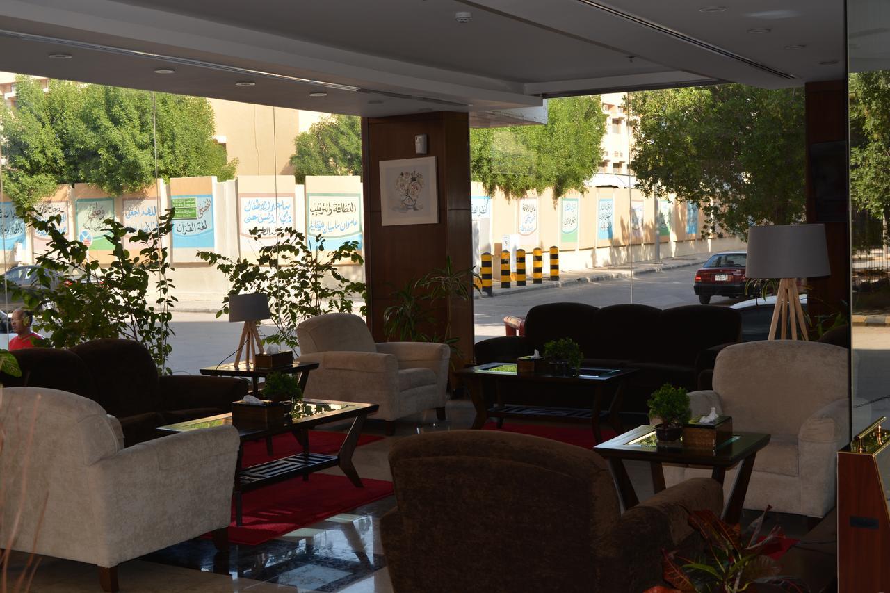 Diamond Suites Nadinah Екстериор снимка